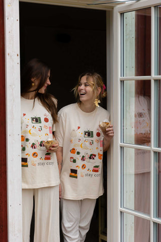 Shirt "stay cozy"